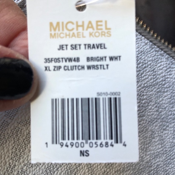 Michael Kors Jet Set XL Zip Clutch/Wristlet NWT - Picture 6 of 6